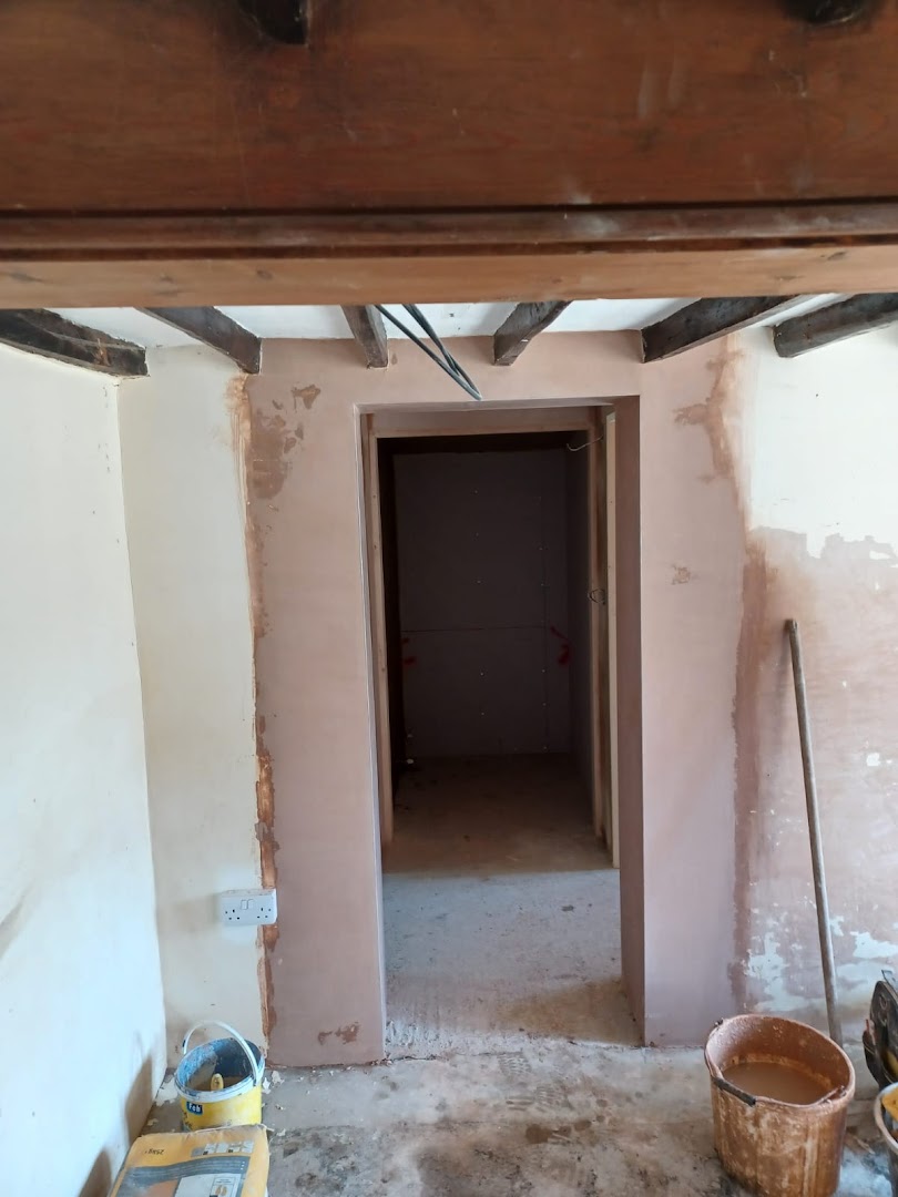 R Napolitano Plastering — Photos 3